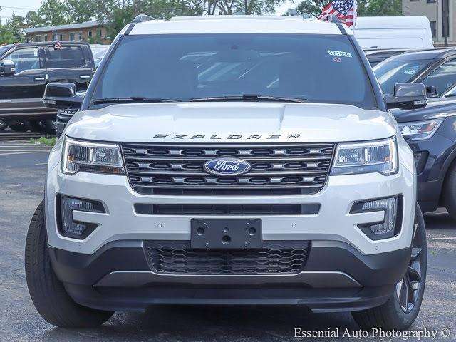 Ford Explorer 2017 photo 3